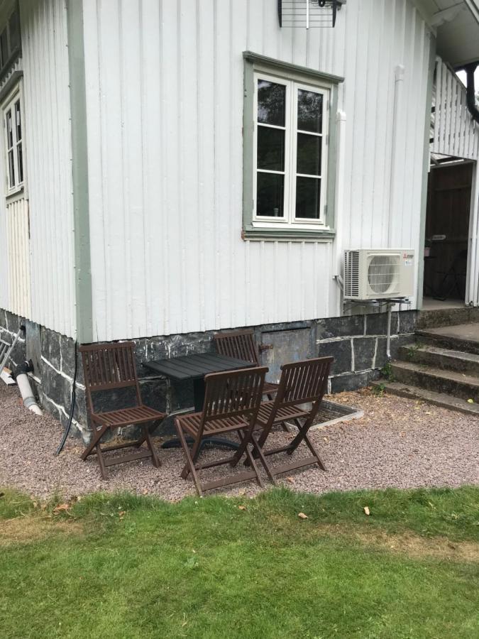Fagerbacka Torp. Soet Stuga Naera Havet Люсечиль Экстерьер фото